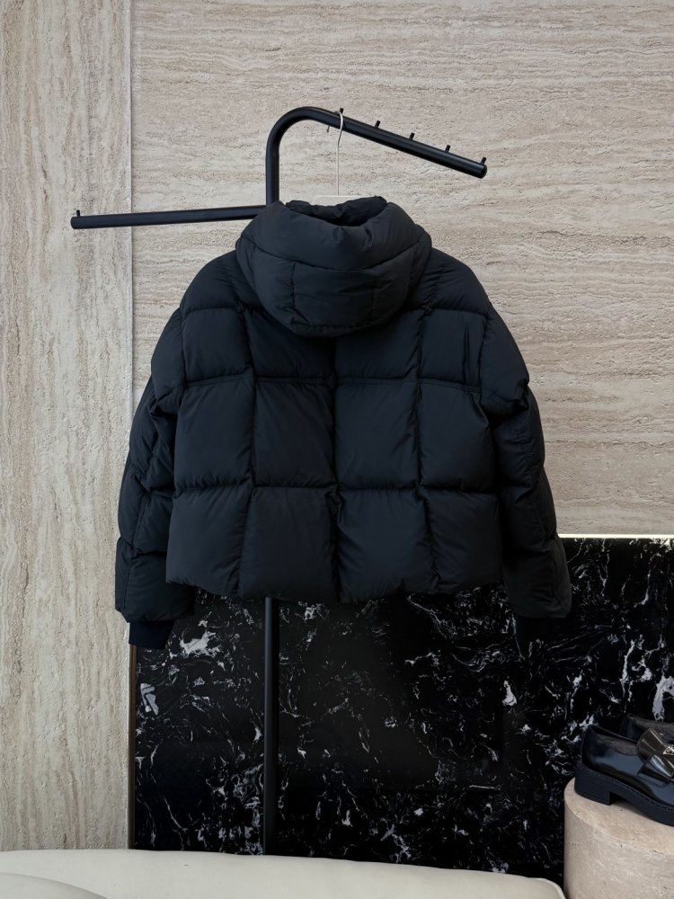 Warm short Down jacket from long sleeves фото 2