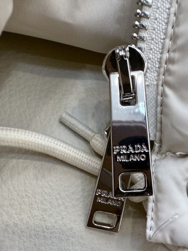 Warm short Down jacket from long sleeves фото 8