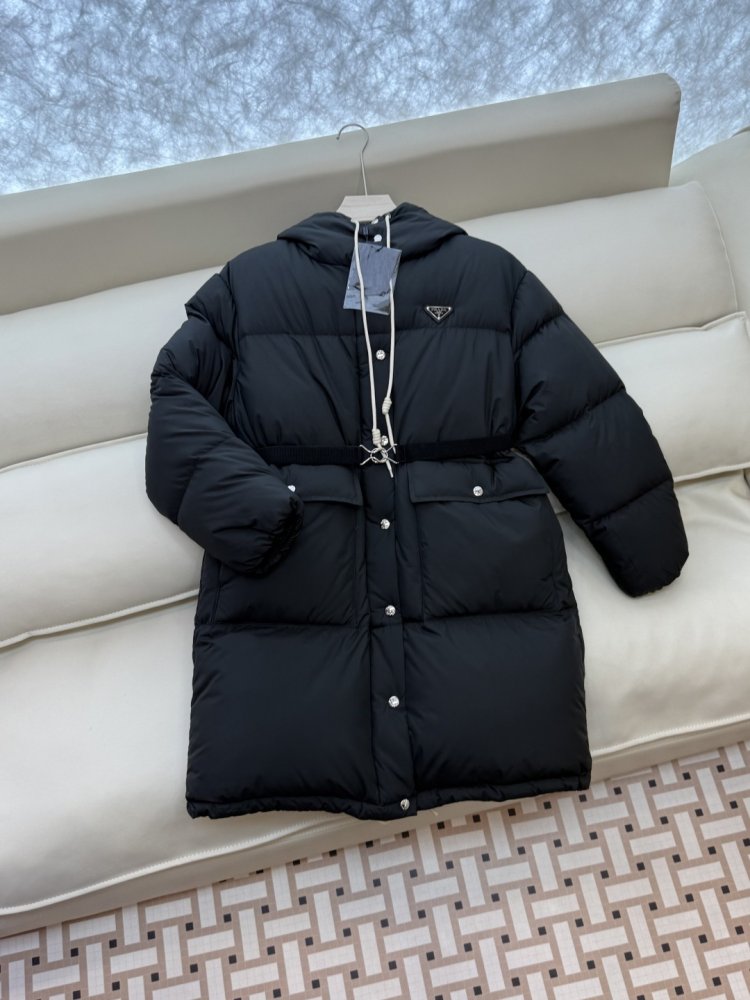 Теплый пуховик с длинными рукавами фото 3