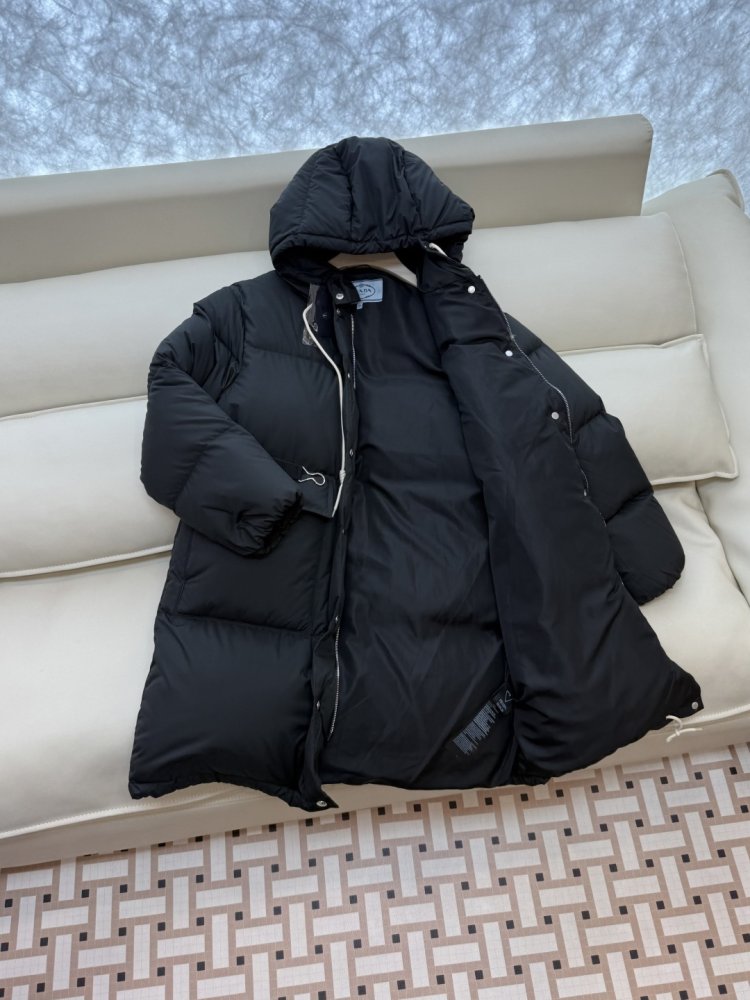 Теплый пуховик с длинными рукавами фото 4