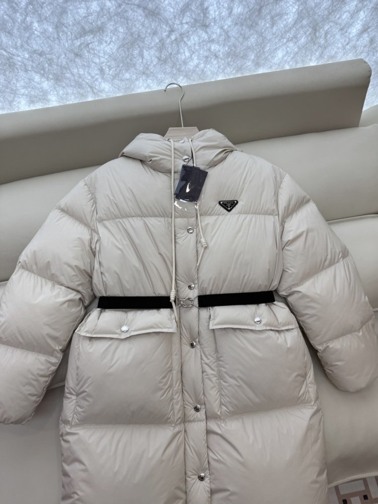 Теплый пуховик с длинными рукавами фото 6