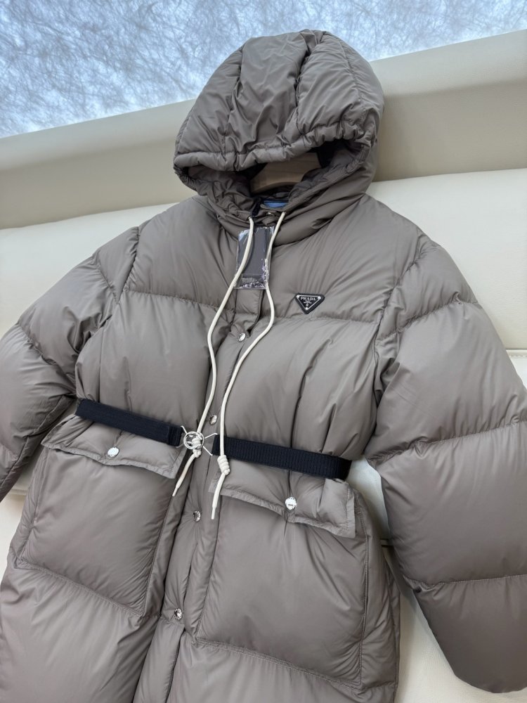 Теплый пуховик с длинными рукавами фото 6