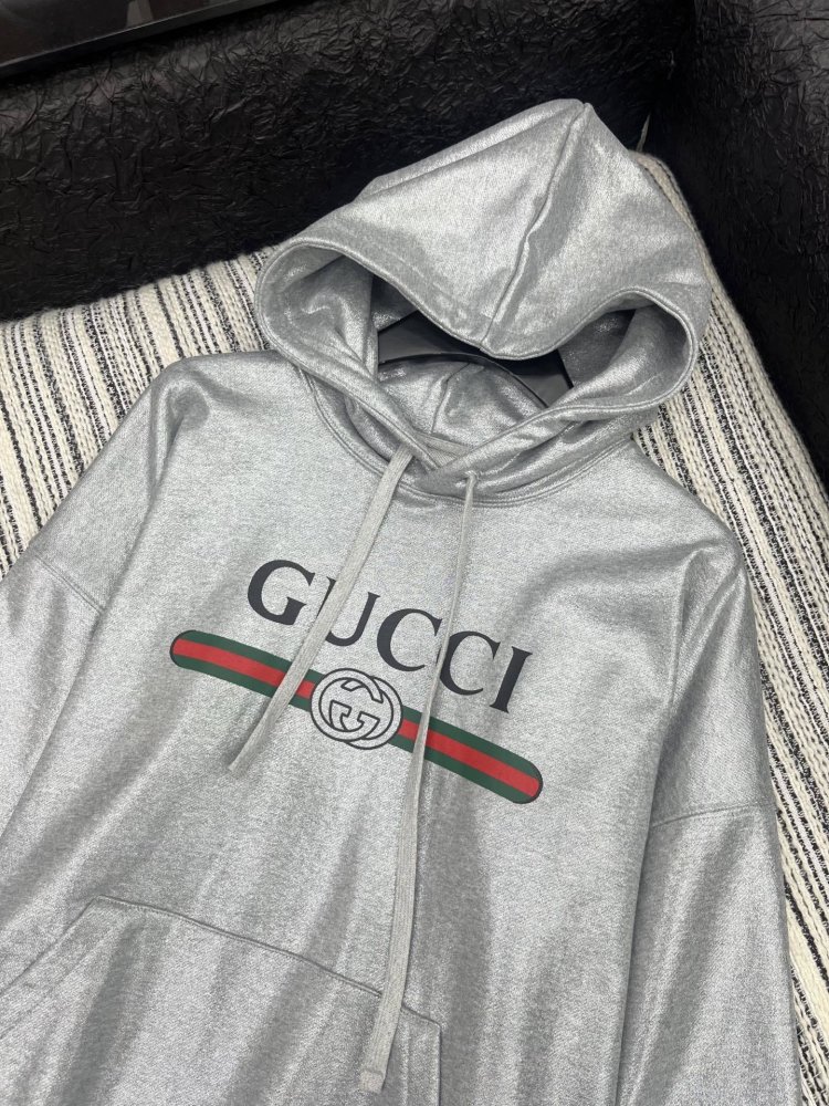 Толстовка с капюшоном женская фото 2