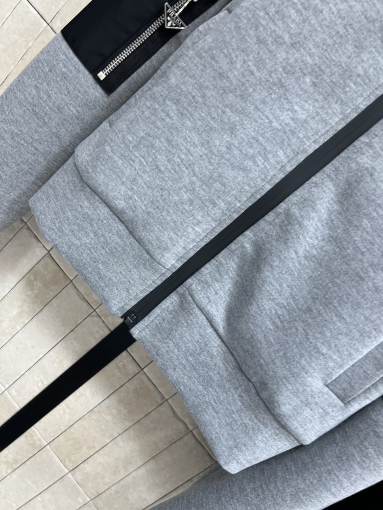 Толстовка з капюшоном жіноча фото 3