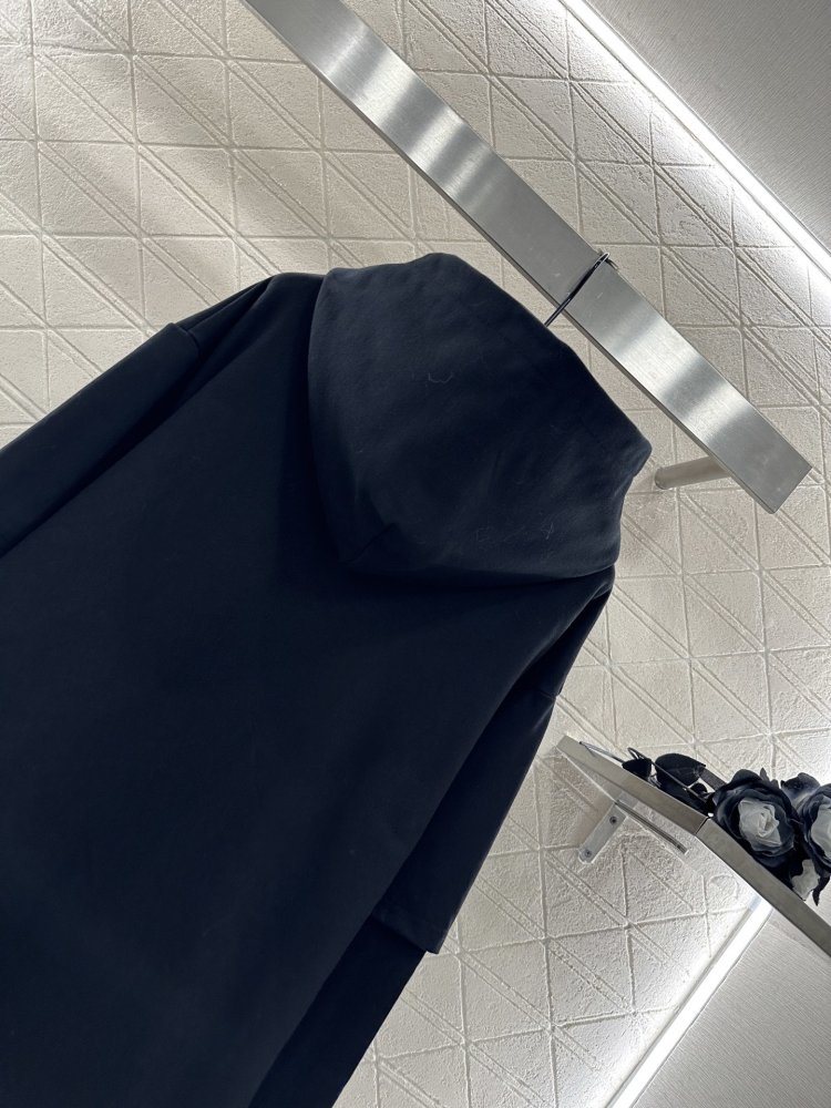 Толстовка с капюшоном женская фото 4