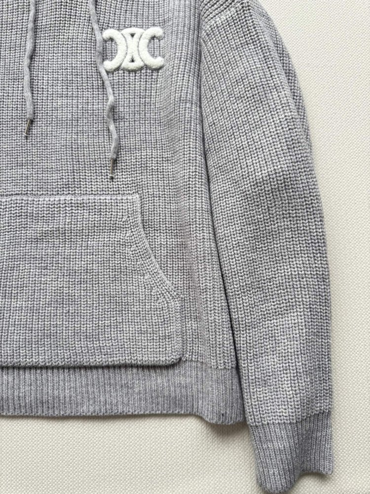 Толстовка с капюшоном женская фото 5