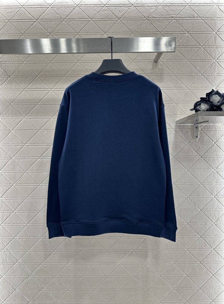 Толстовка з круглим вирізом фото 2