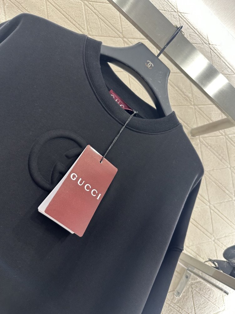 Толстовка з круглим вирізом фото 3