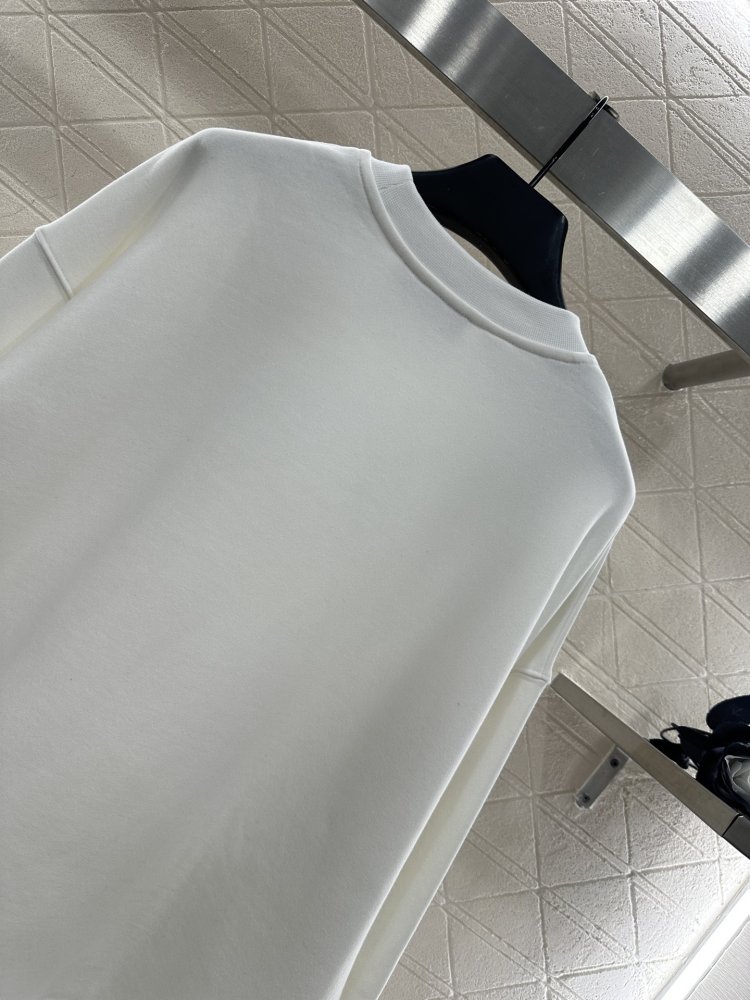 Толстовка з круглим вирізом фото 8