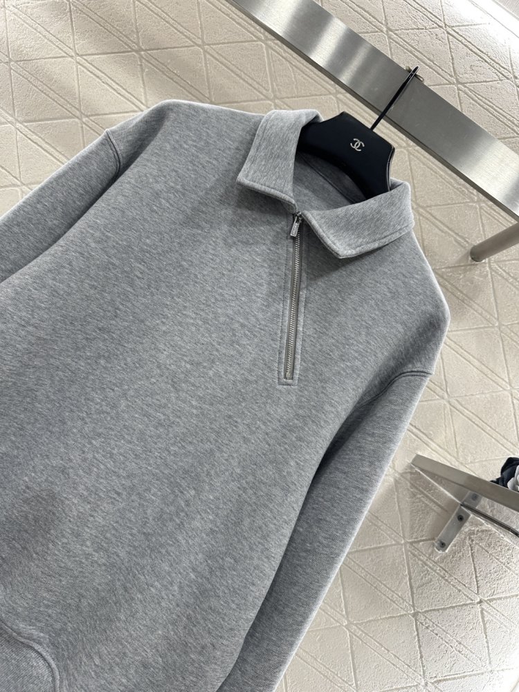 Hoody from collar фото 3