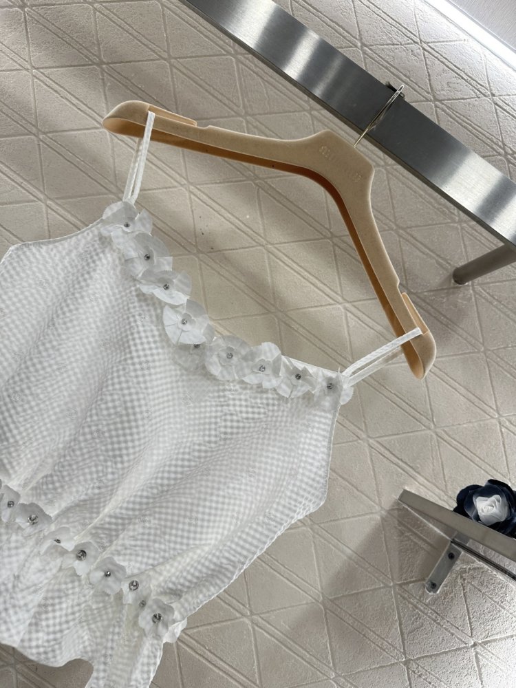 Топ Camellia на тонких бретелях фото 3