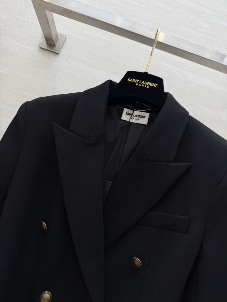 Trench female фото 3