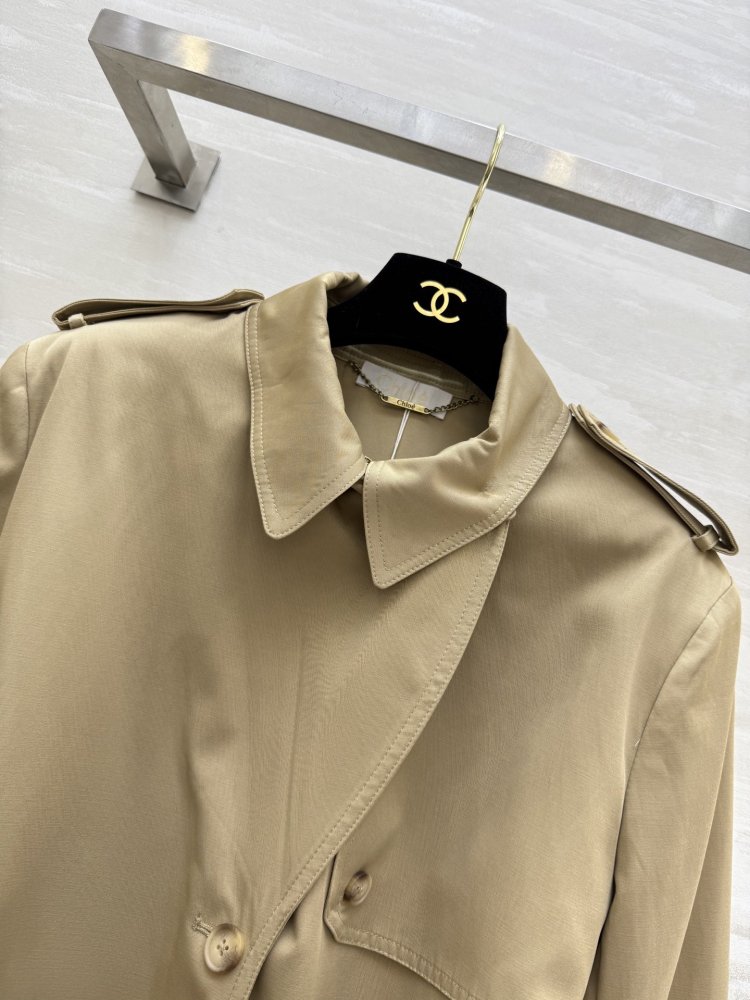 Trench female фото 5