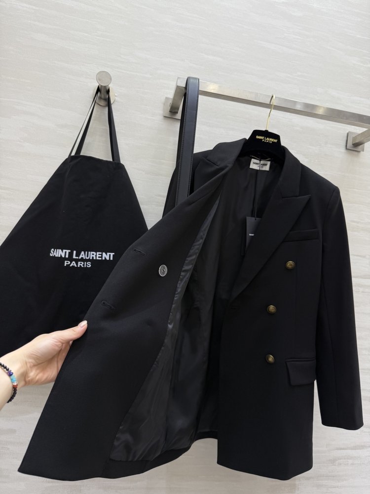 Trench female фото 5