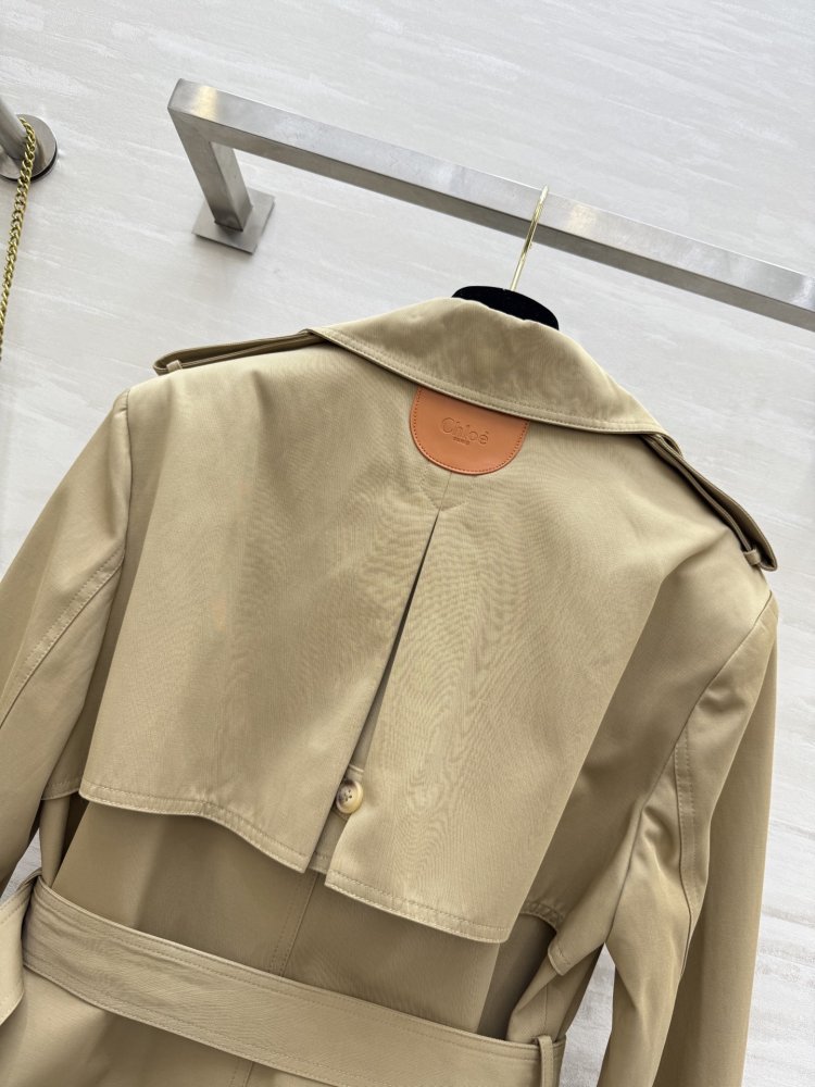 Trench female фото 9