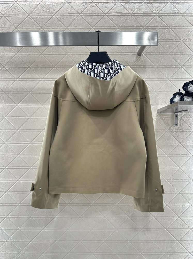 Тренча с капюшоном фото 2