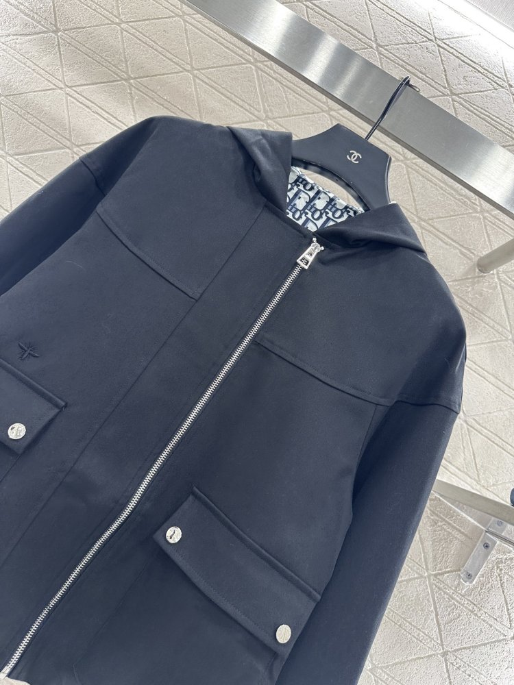 Тренча с капюшоном фото 3