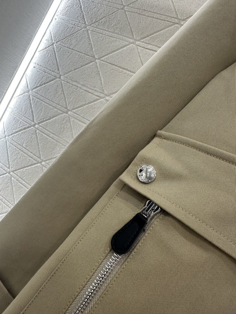 Тренча с капюшоном фото 6