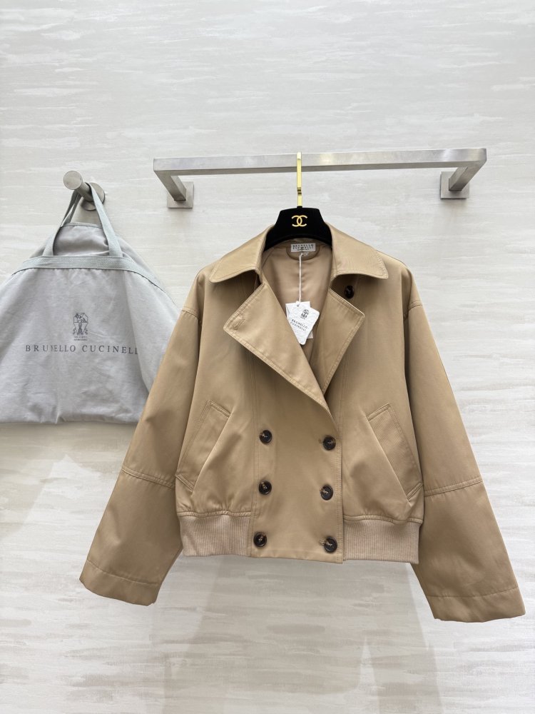 Тренчкот с отворотами фото 4