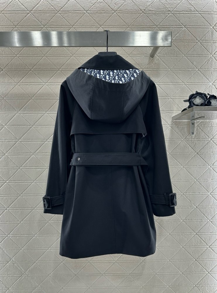 Тренчкот з поясом і вилогами фото 2