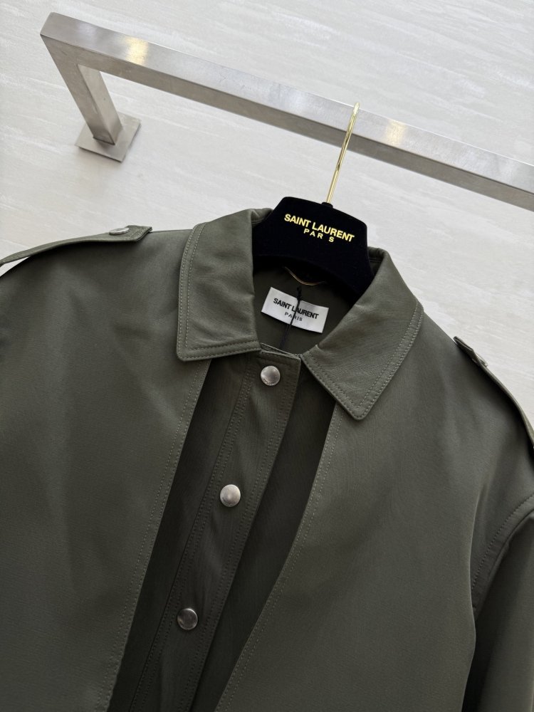 Тренчкот середньої довжини з вилогами і еполетами фото 2