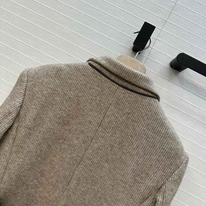 Трикотажный блейзер женский фото 2