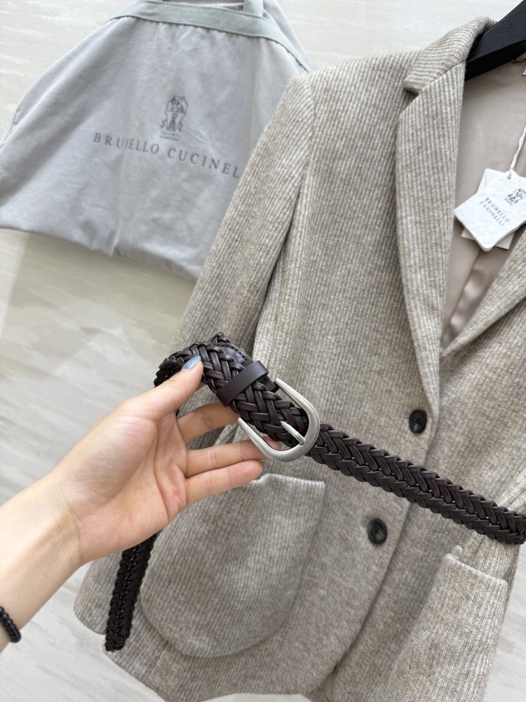 Трикотажный блейзер женский фото 4