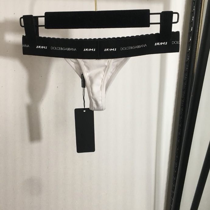 Трусики стринги DG x Skims фото 7
