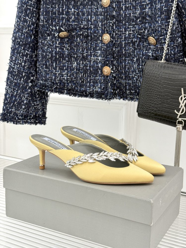 Туфли Balenciaga x Manolo Blahnik