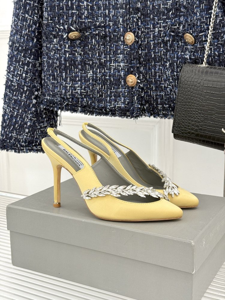 Туфли Balenciaga x Manolo Blahnik