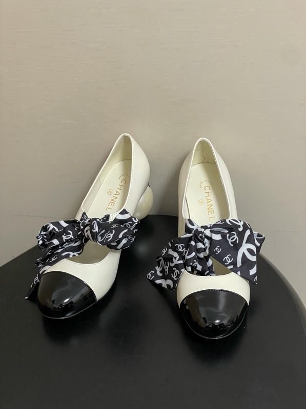 Туфли Chanel 26C на высоком жемчужном каблуке фото 2