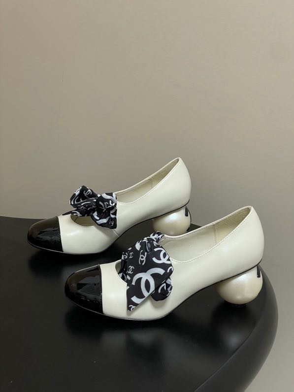 Туфли Chanel 26C на высоком жемчужном каблуке фото 4