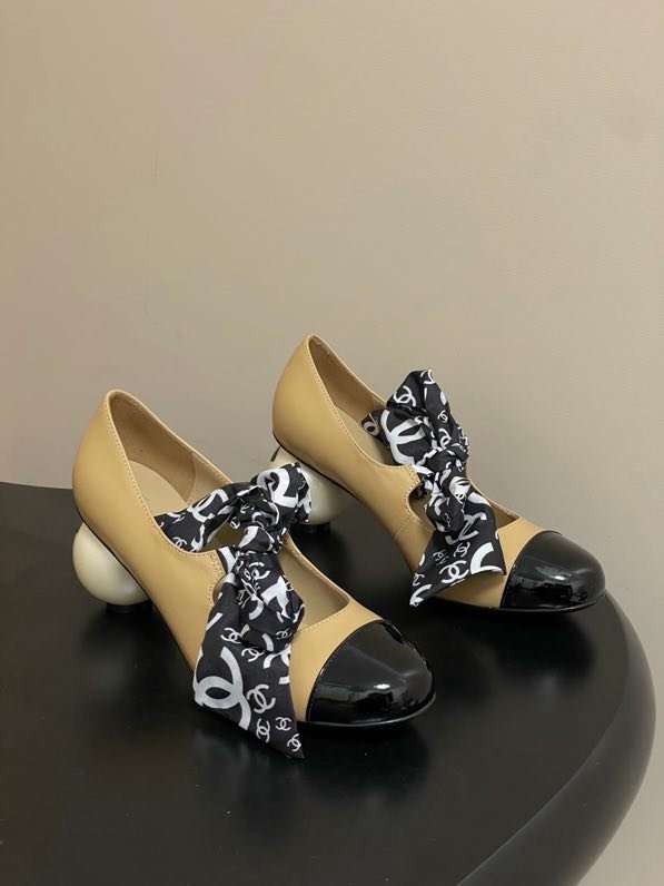 Туфли Chanel 26C на высоком жемчужном каблуке фото 4