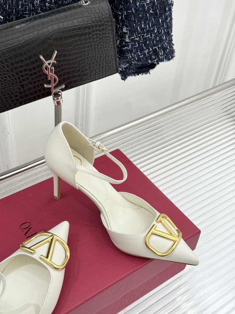 Shoes d'Orsay on stud from close gold logo and strap фото 5