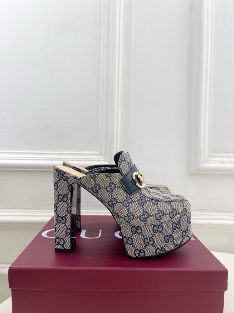 Shoes Horsebit women's on high heel фото 2