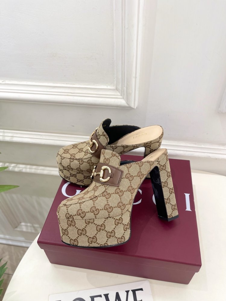 Shoes Horsebit women's on high heel фото 3