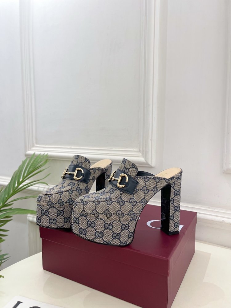 Shoes Horsebit women's on high heel фото 3