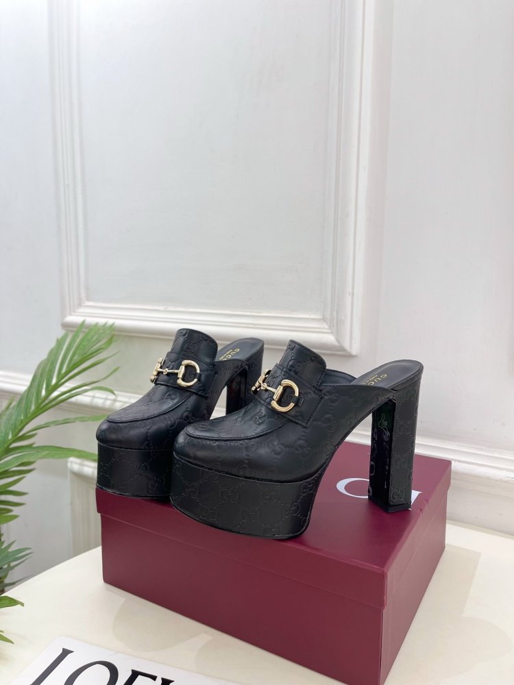 Shoes Horsebit women's on high heel фото 3