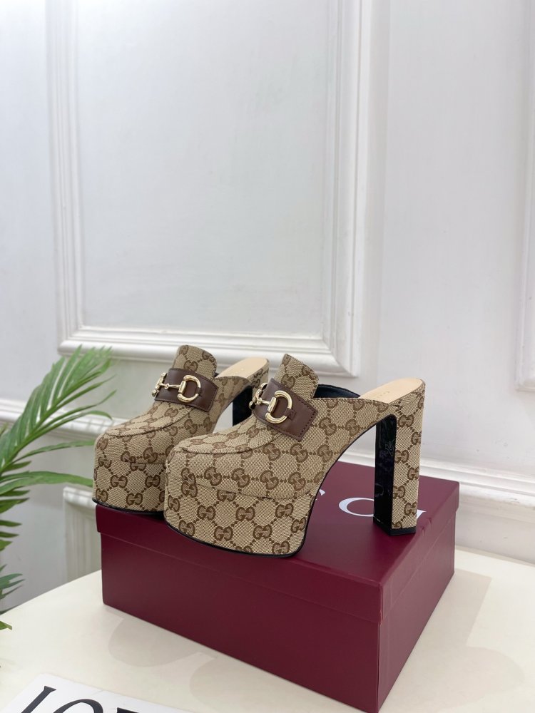 Shoes Horsebit women's on high heel фото 5