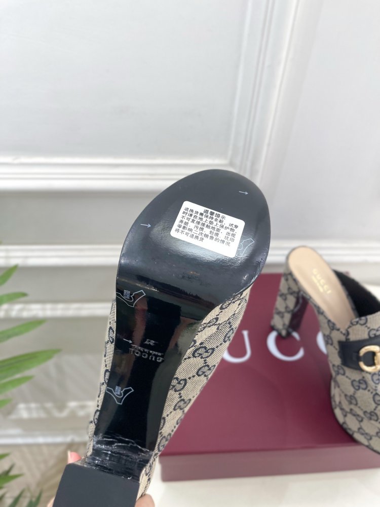 Shoes Horsebit women's on high heel фото 9