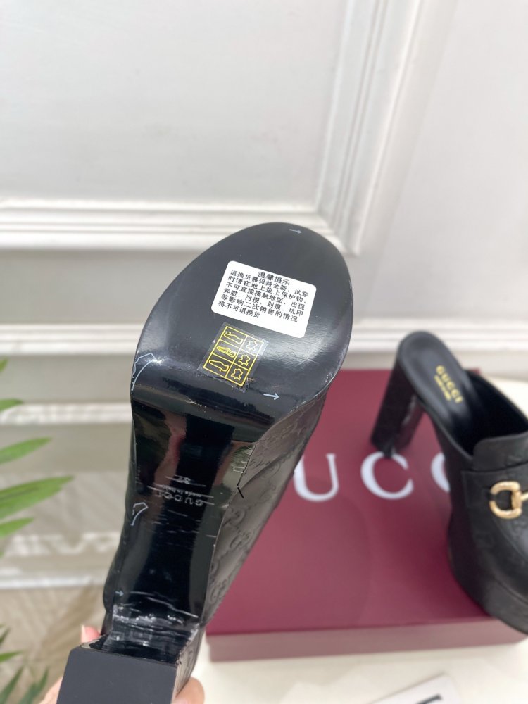 Shoes Horsebit women's on high heel фото 9