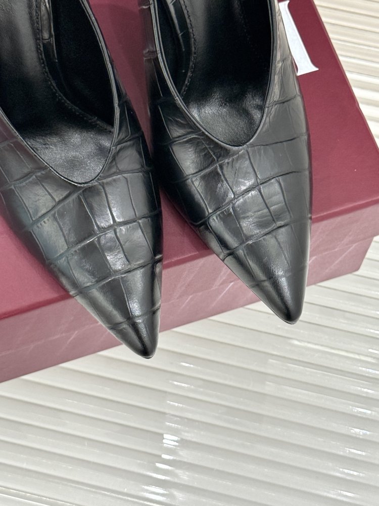 Туфлі з шкіри крокодила на гострому високому підборах фото 7
