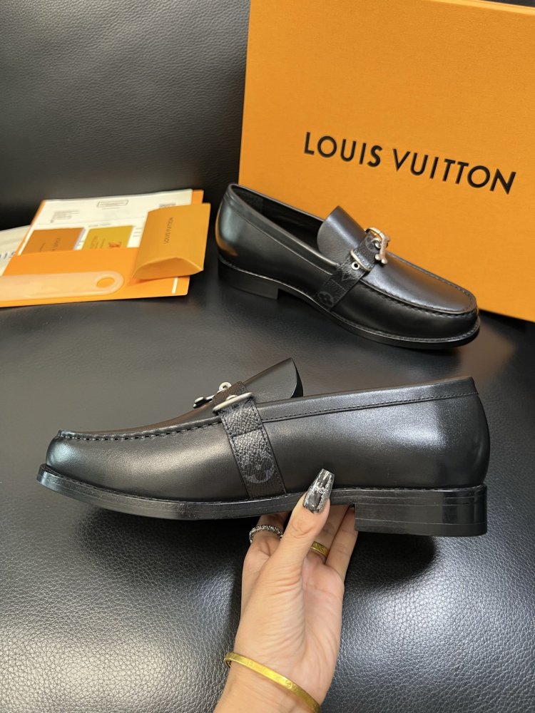 Туфлі шкіряні чоловічі фото 5