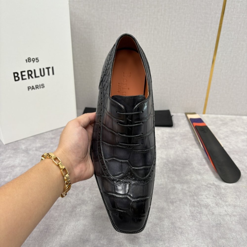 Shoes leather men's фото 6