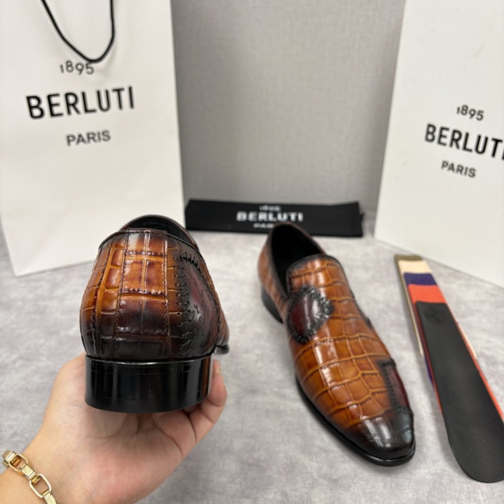 Туфлі шкіряні чоловічі фото 8