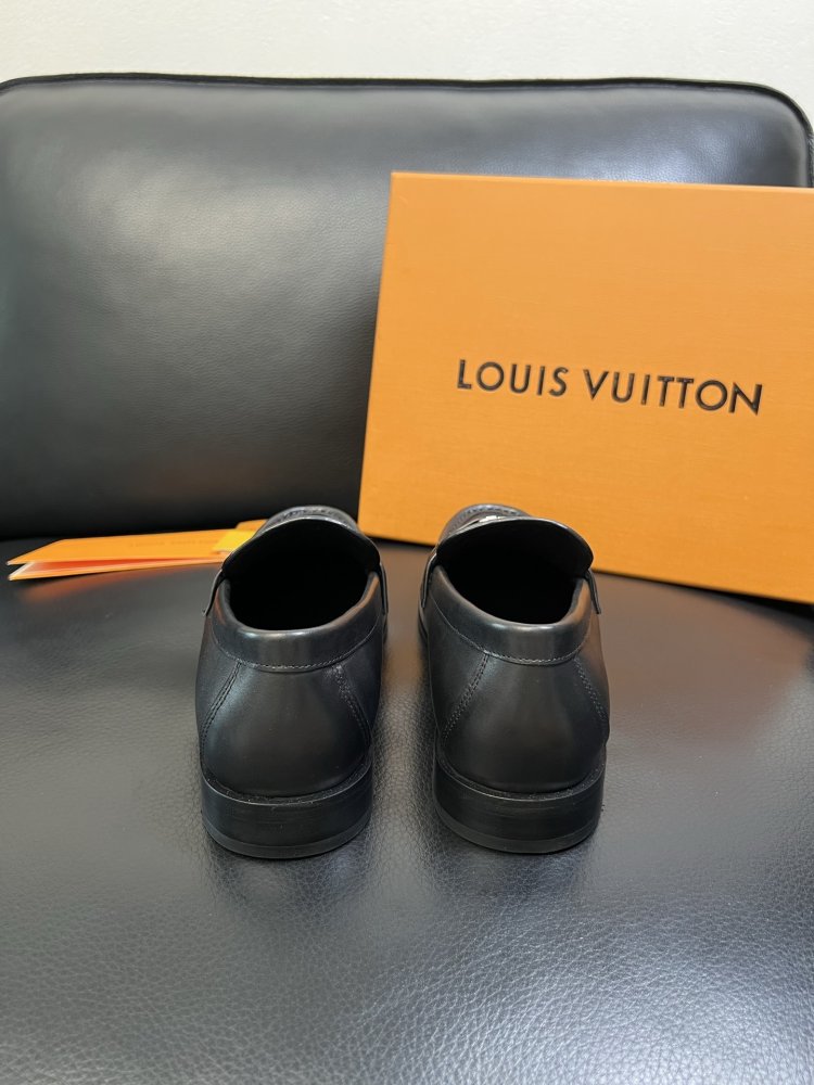 Туфлі шкіряні чоловічі фото 8