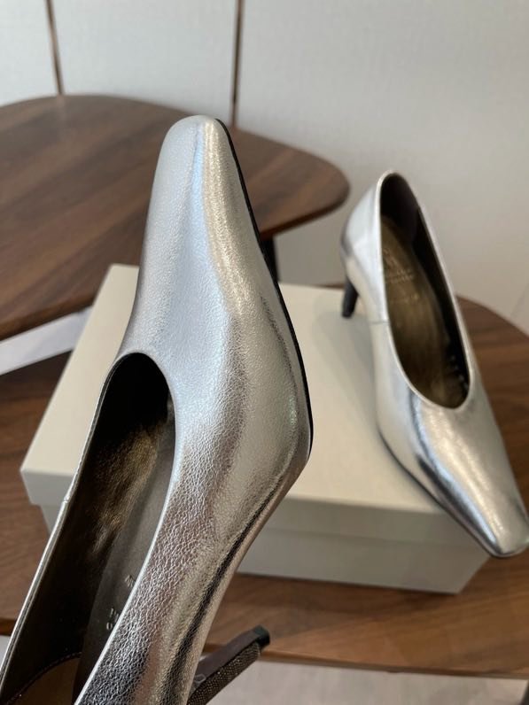 Туфли кожаные на каблуке фото 3
