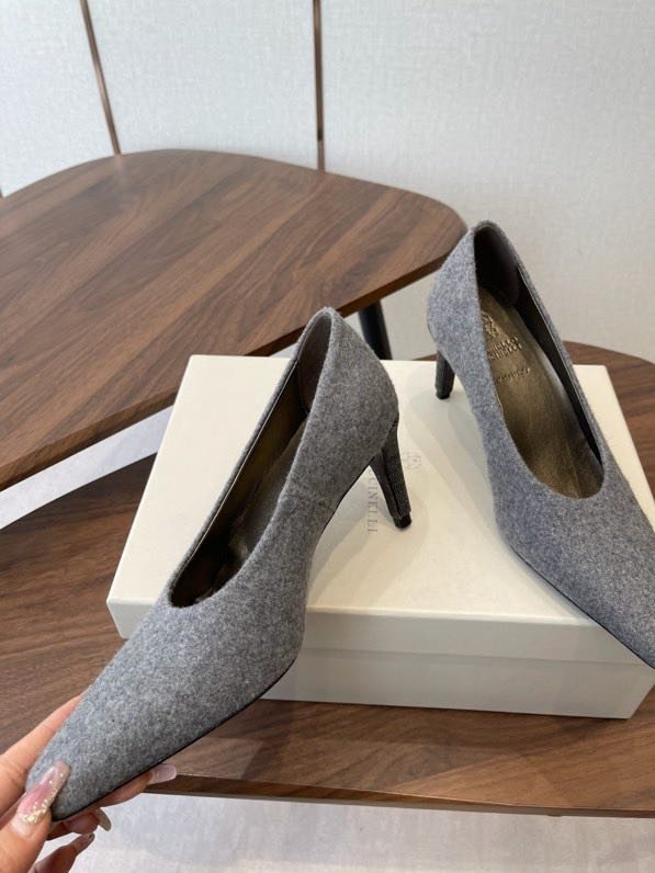 Туфли кожаные на каблуке фото 4