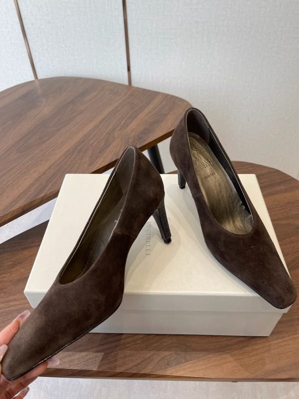 Туфли кожаные на каблуке фото 4