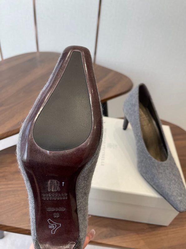 Туфли кожаные на каблуке фото 9